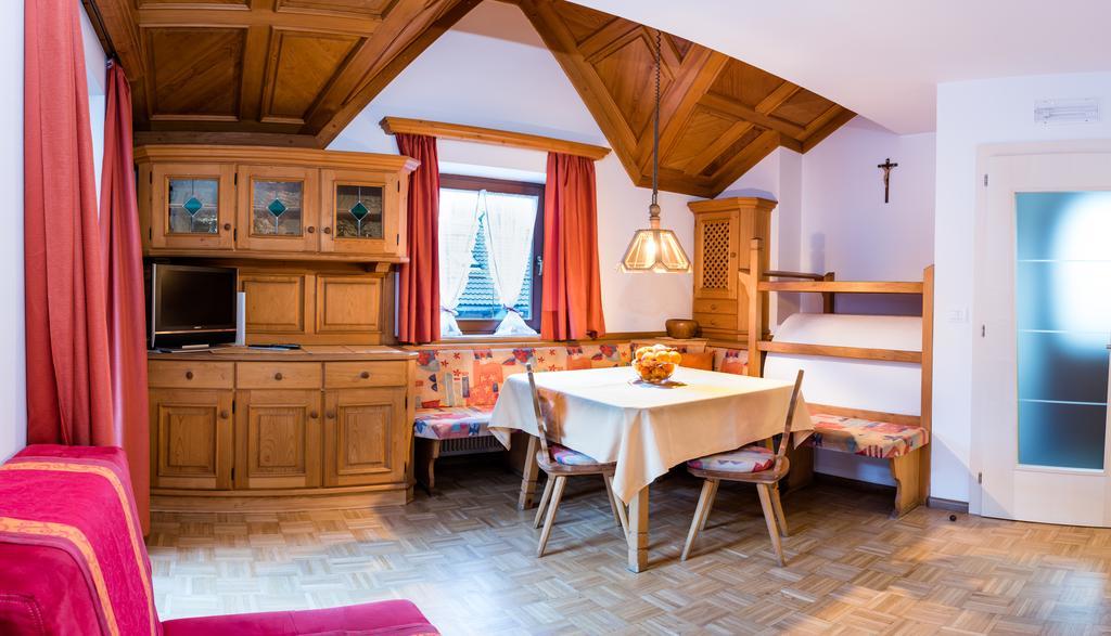 Apartments Elise Selva di Val Gardena Bagian luar foto